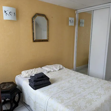 Soleil Apartment
